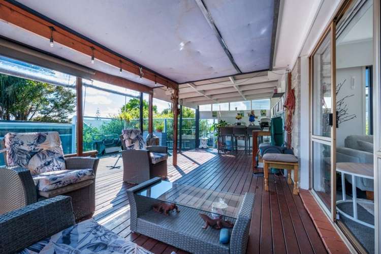 2/3 Cezanne Place New Lynn_15