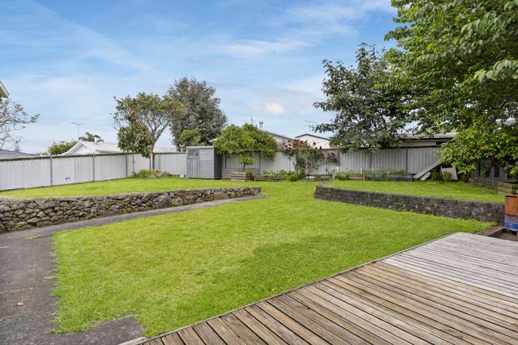 93 Crawford Avenue Mangere Bridge_15