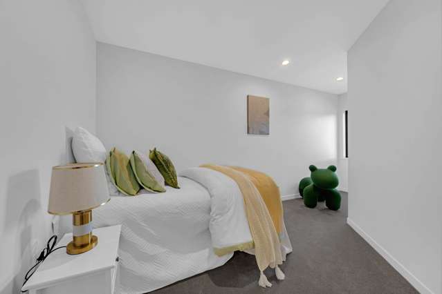 11 Awhi Lane Massey_4