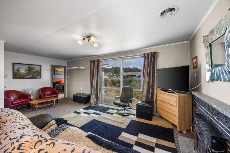 7 Hopkins Street Luggate_7