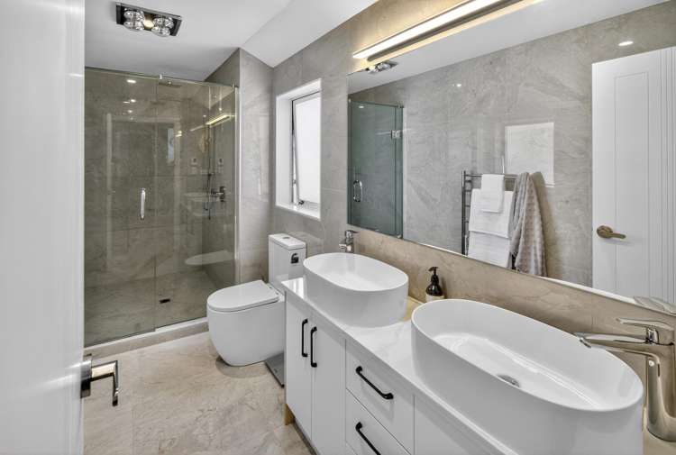 8C Jern Place Eastern Beach_25