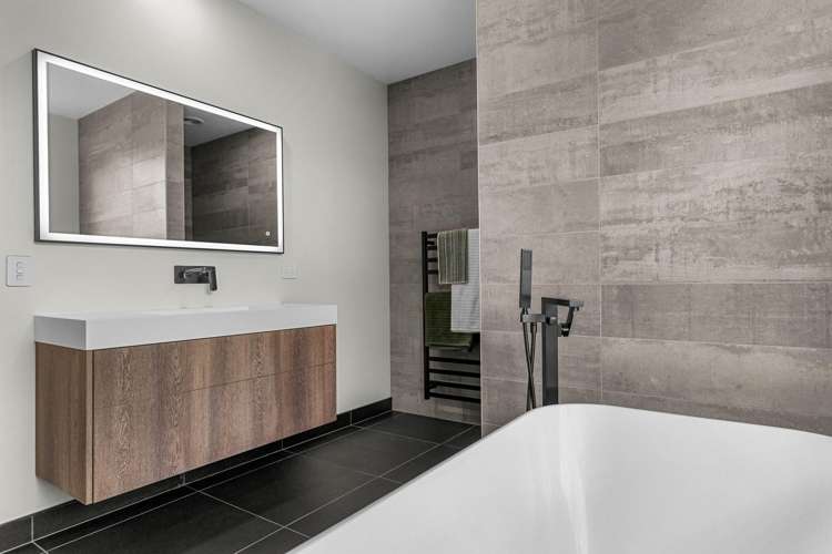 136 Karanui Road Kamo_32