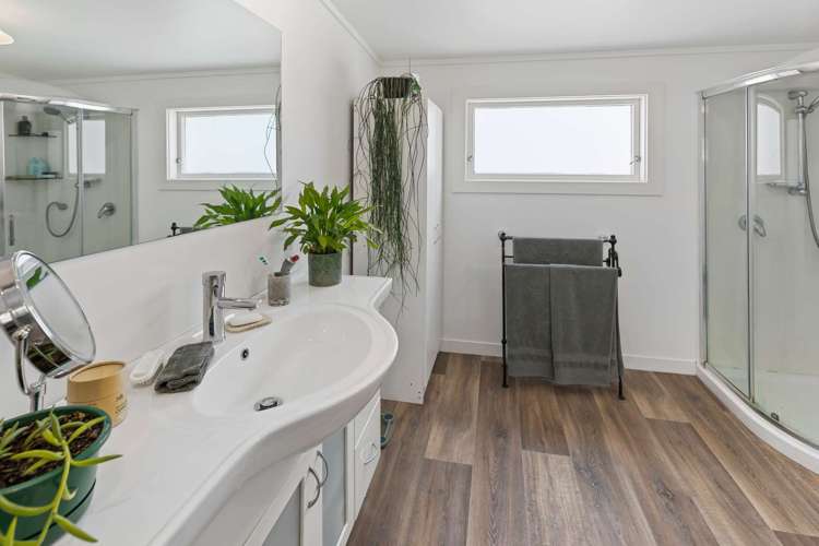 2 Ngahina Street Marton_9