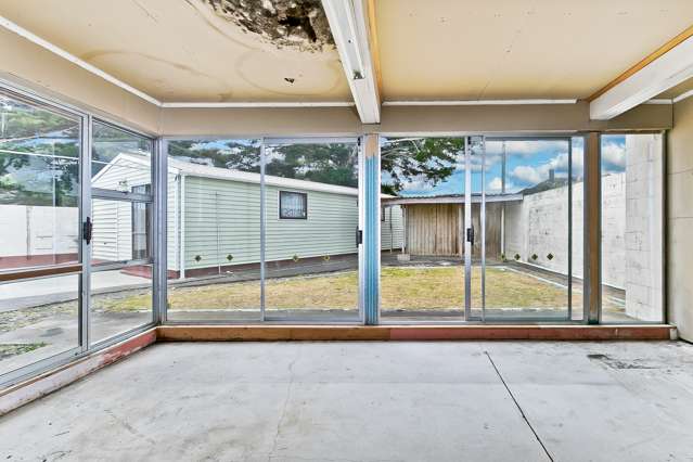 2 Kingsford Place Otara_3