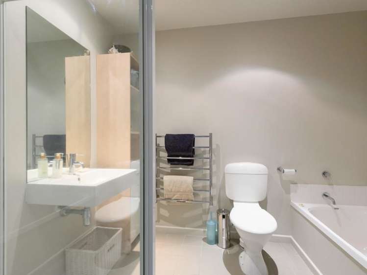 18/37 Daniell Street Newtown_13