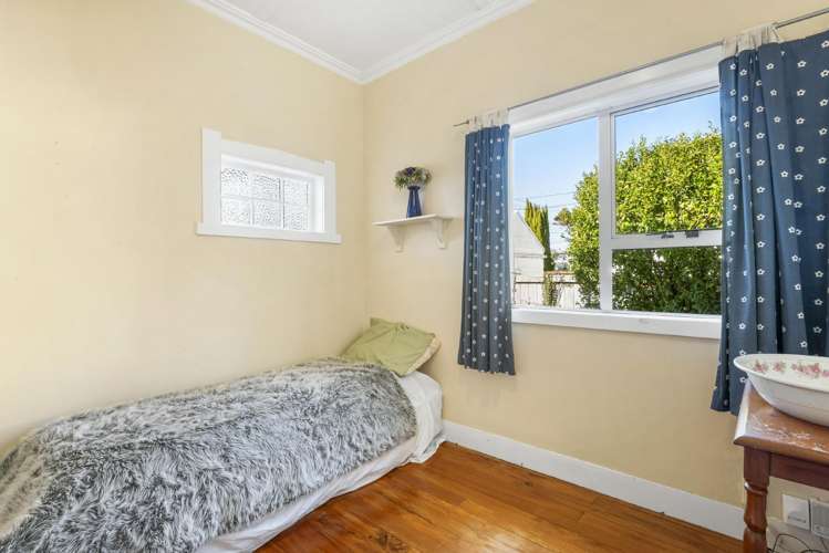 1/18 Gladstone Road Northcote_16