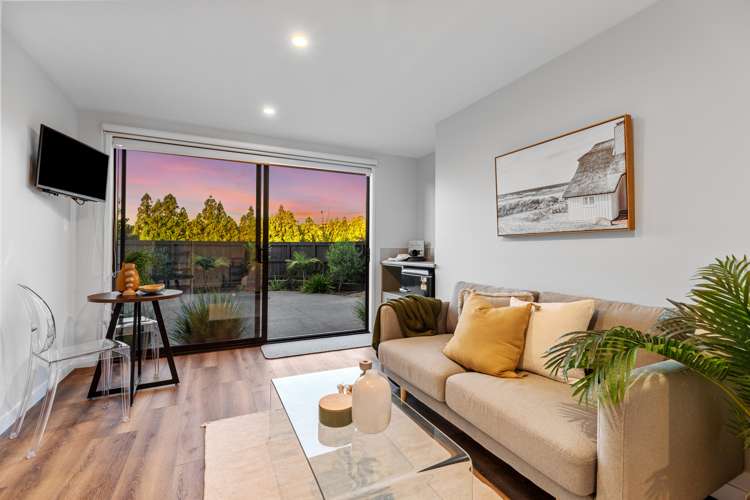 16 Mearns Way Ohauiti_24