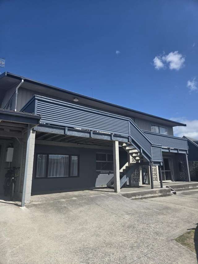One Room in Papamoa Boarding House