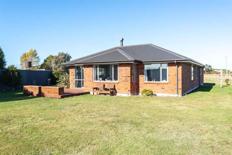 42 Mountvista Road Fernside_35