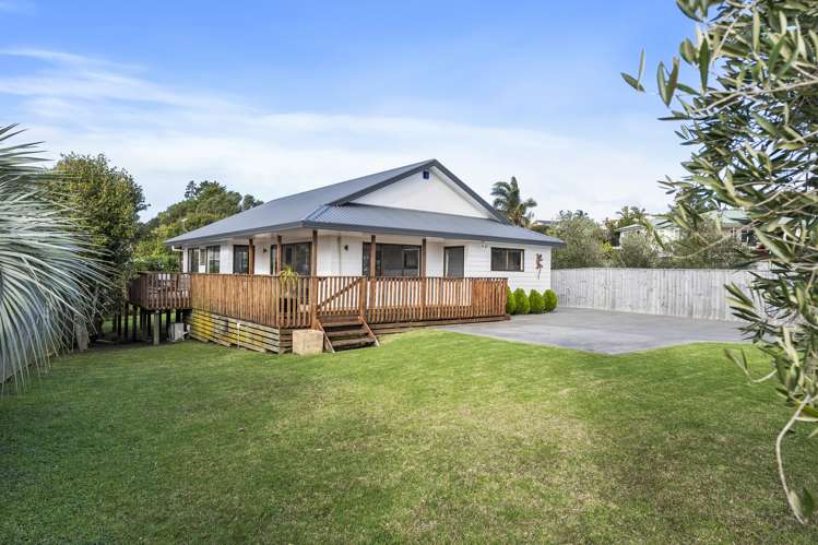 19 Shelly Bay Road Beachlands_12