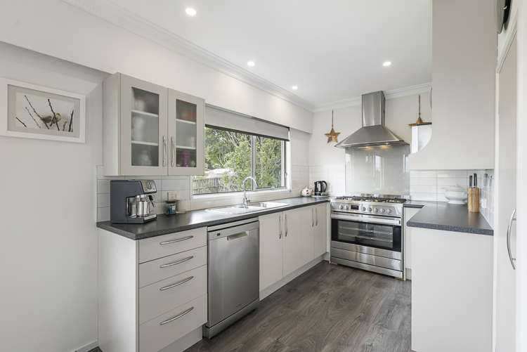 11 Rambler Crescent Beach Haven_5