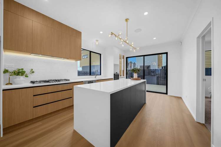 8 Gemstone Park Road Rosehill_22