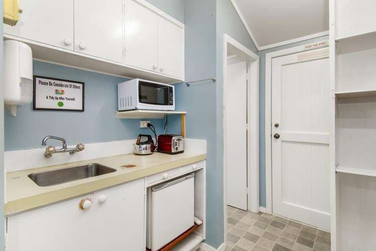 49 Fitzherbert Street Petone_9