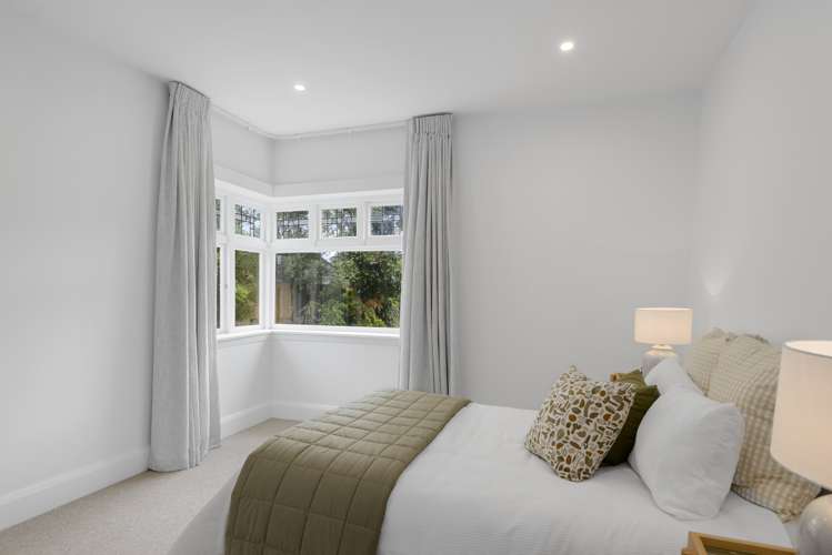 121 Eastern Terrace Beckenham_12