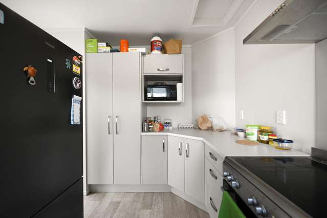 13B Lorraine Place Glenview_3