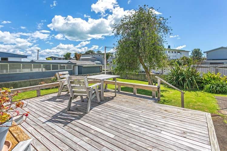 18 Tatahi Street Te Puru_17