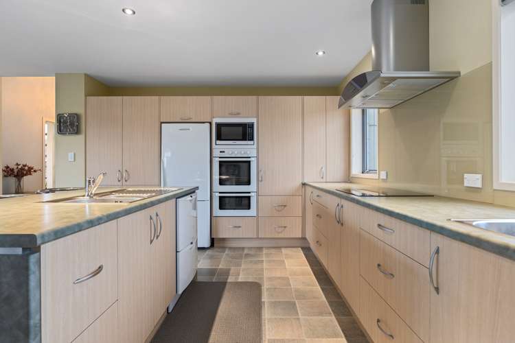 1 Mountain View Road Te Aroha_6