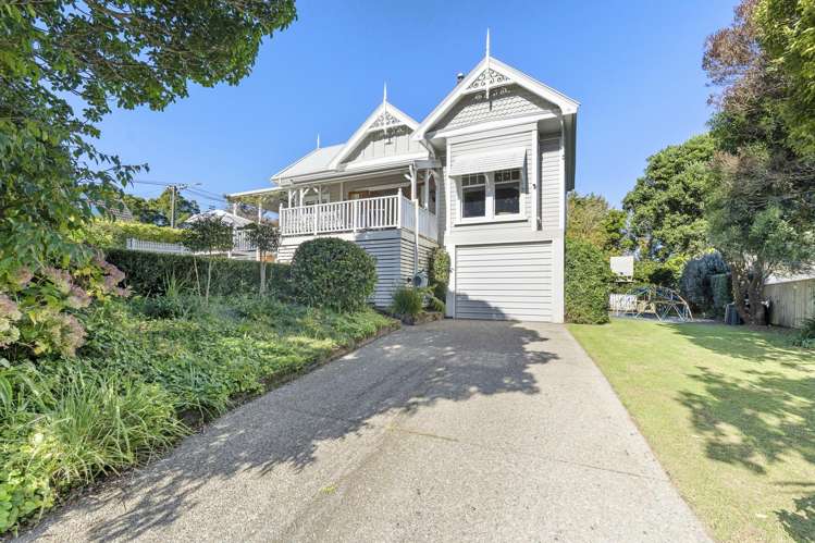 62 Gilbert Street New Plymouth_27