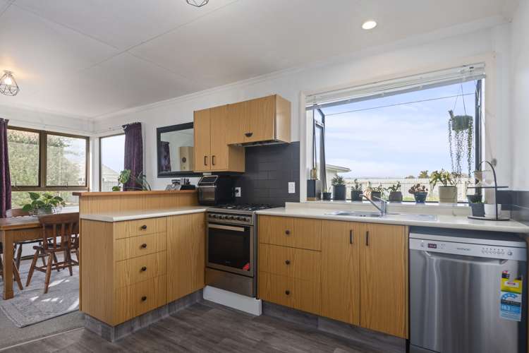 20 Somerset Crescent Highbury_8