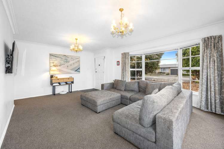 281 Avonhead Road Avonhead_2