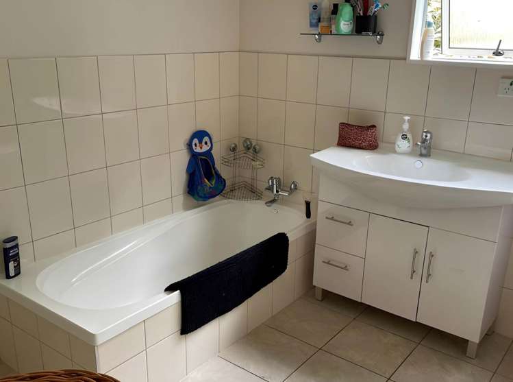 13 Granfield Place Kamo_4