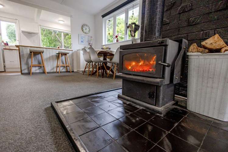 2 Sutherland Street Dunollie_4