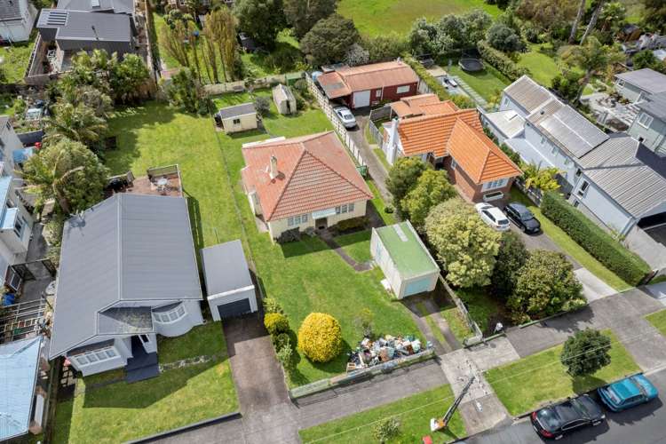 65 Kiwi Road Point Chevalier_15