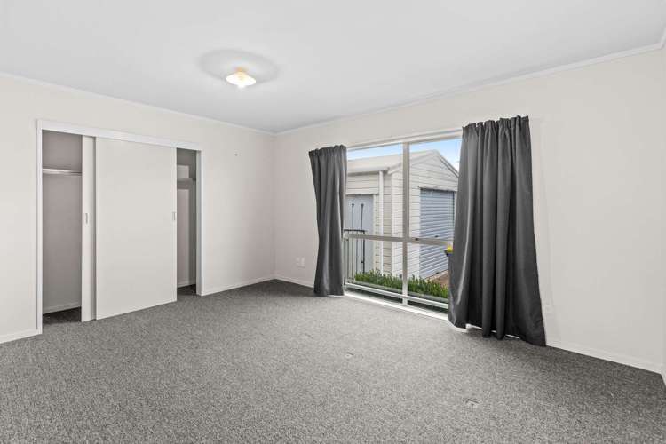 3 Kirkcaldie Grove Levin_13