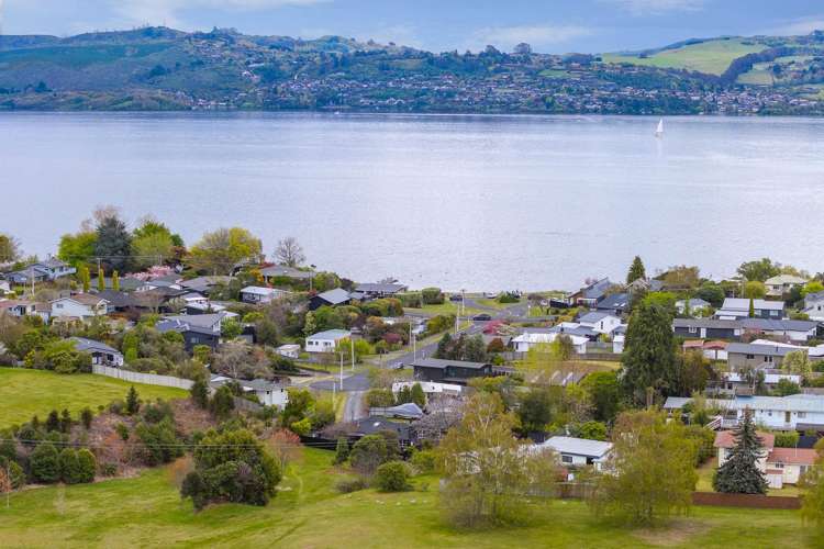 11 Kowhai Road Rainbow Point_26