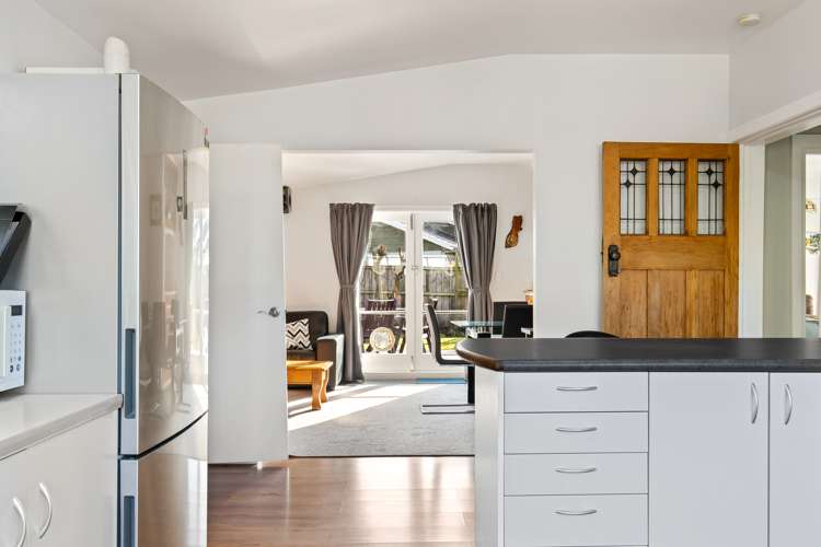 3 Bank Street Amberley_9