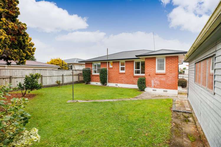 8 Austin Place Awapuni_11