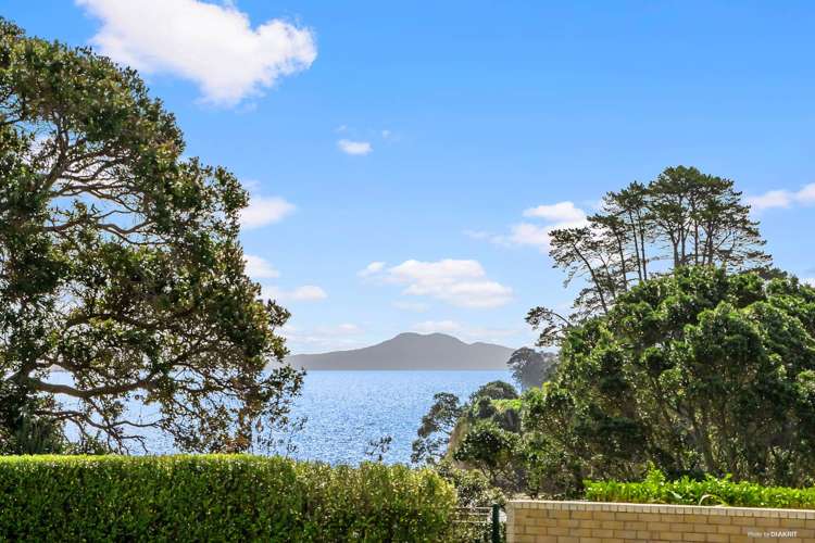 75 Pine Harbour Parade Beachlands_35