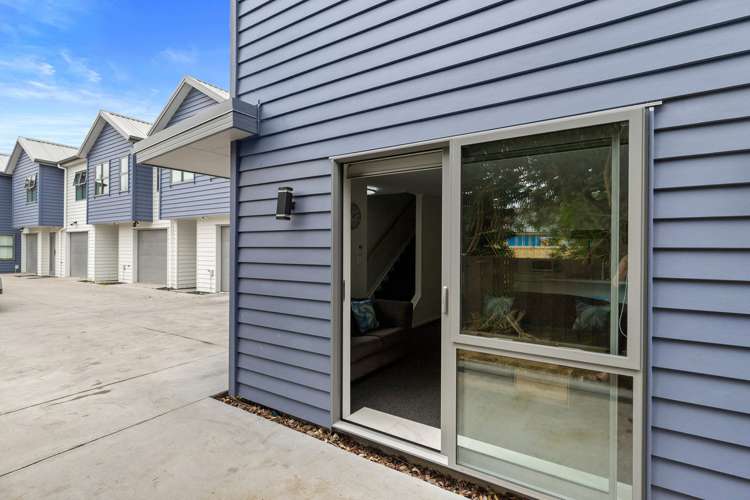 2/29 May Street Hamilton East_13