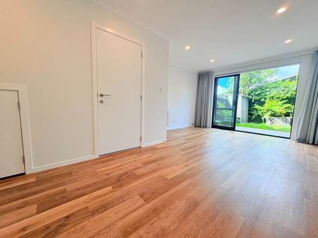 13 Wharara Lane Massey_4