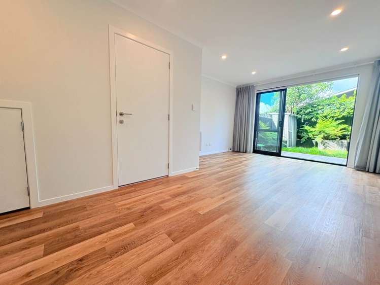 13 Wharara Lane Massey_4
