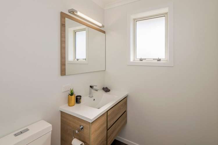 9 Mahia Lane Waikanae_11