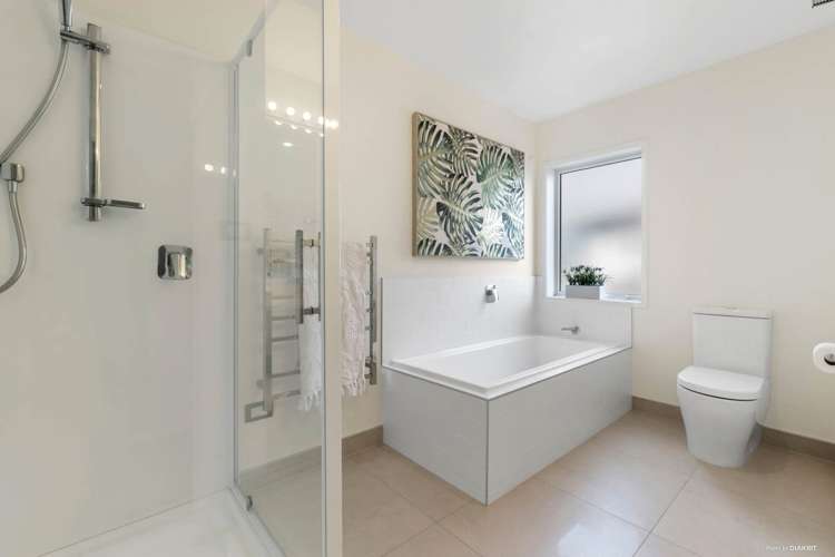 30 Defender Crescent Beachlands_19