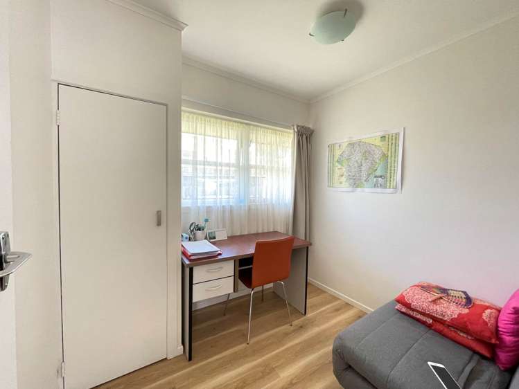 1/96 Mount Smart Road Onehunga_7