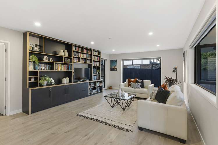 5 Everingham Place Sunnyhills_2