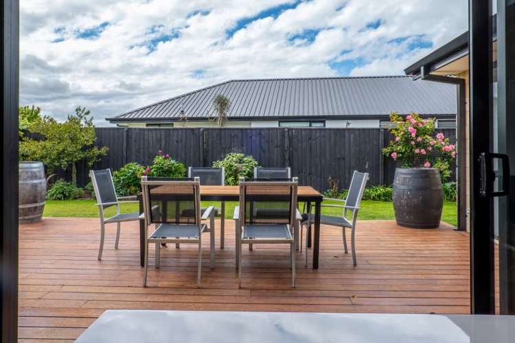 7 Coutts Lane West Melton_27