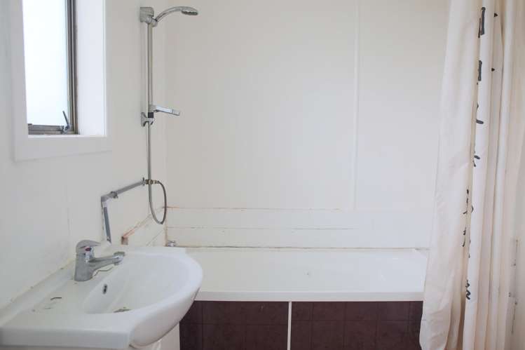 11 Theodore Street Bluff_4