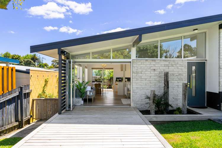 27 Kohe Street Parahaki_22