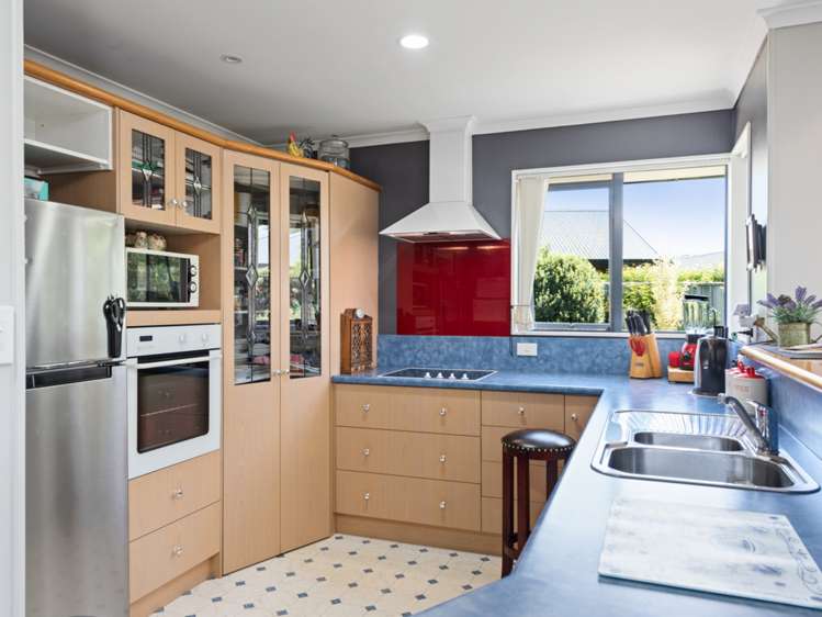 14 De Castro Drive Blenheim Central_4