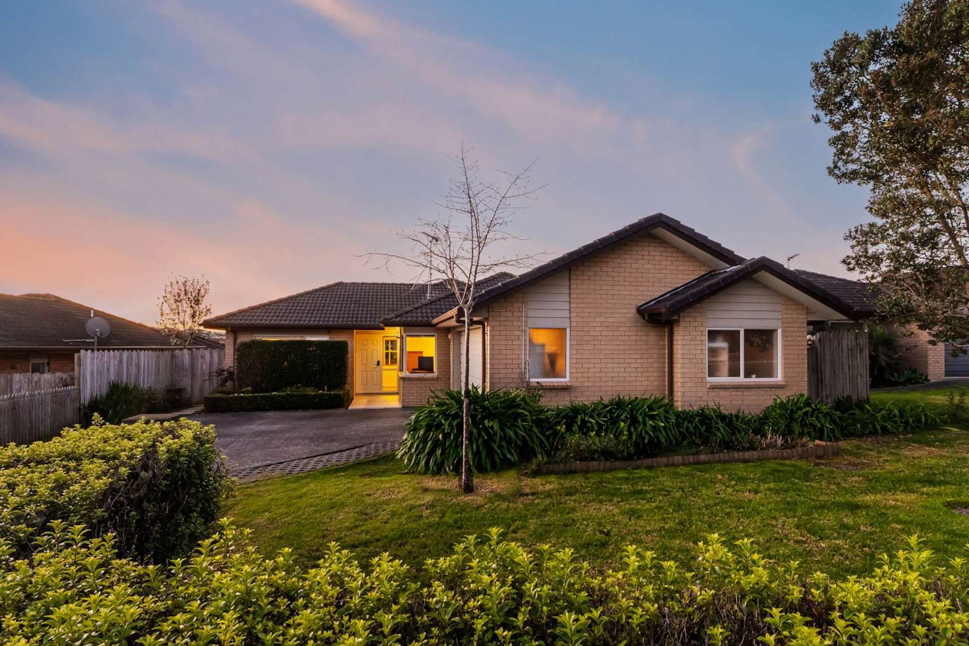 2 Mermaid Mews Red Beach_0