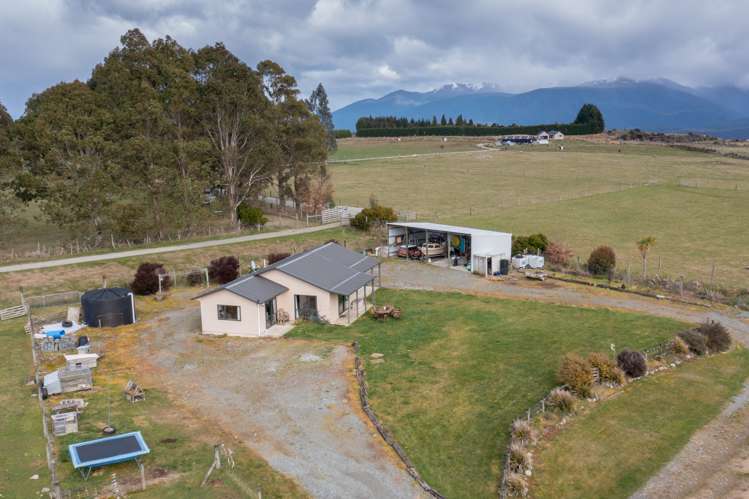 305 Sinclair Road Te Anau_21