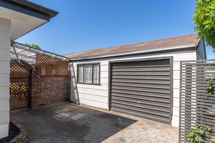 4 Anita Grove Riverdale_23