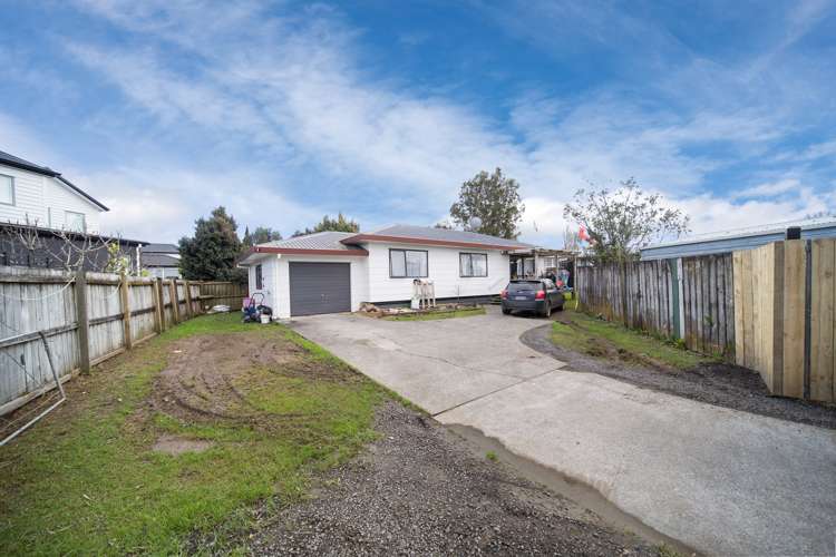 2/36 Convair Crescent Mangere_12