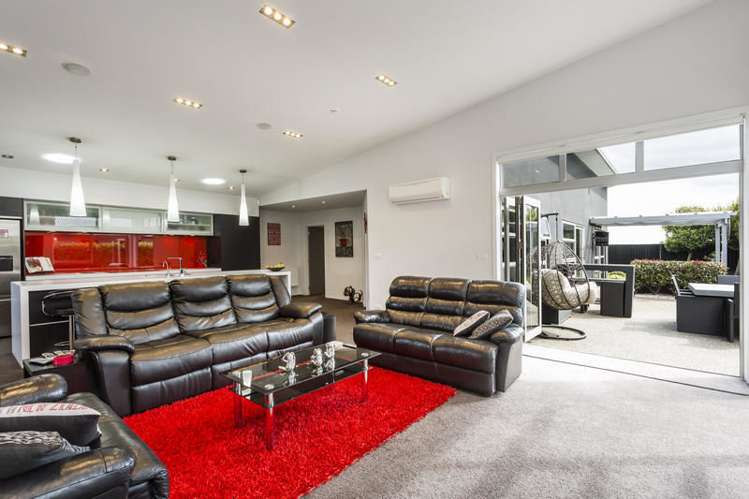 15 William James Close Mosgiel_5