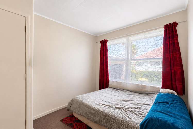 7 Manston Road_5
