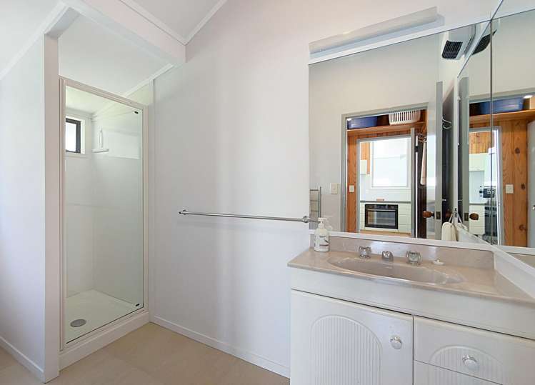 107 Pohutukawa Crescent Whangamata_12